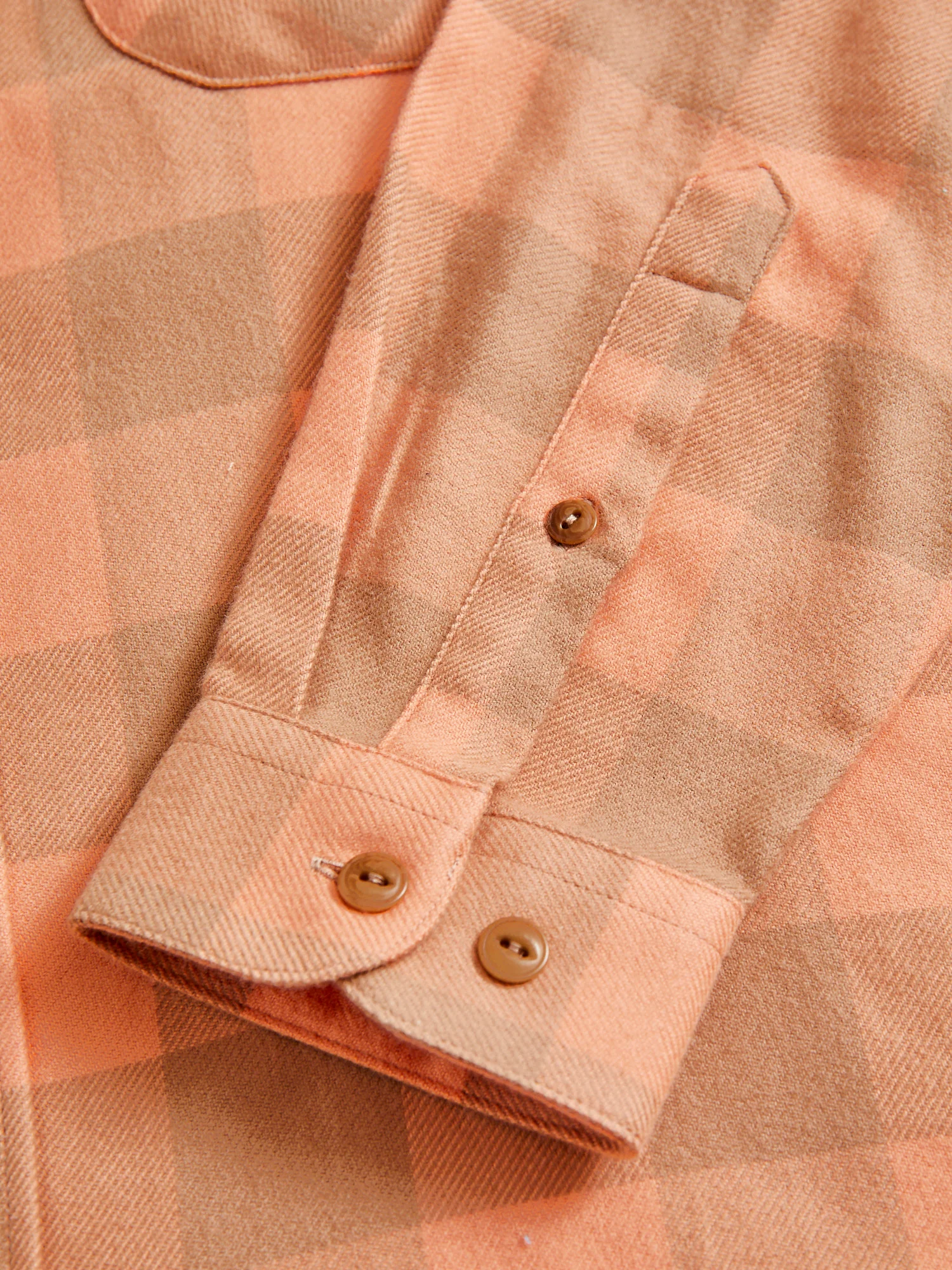 Mindelo Button-Up Shirt in Blush - Image 5