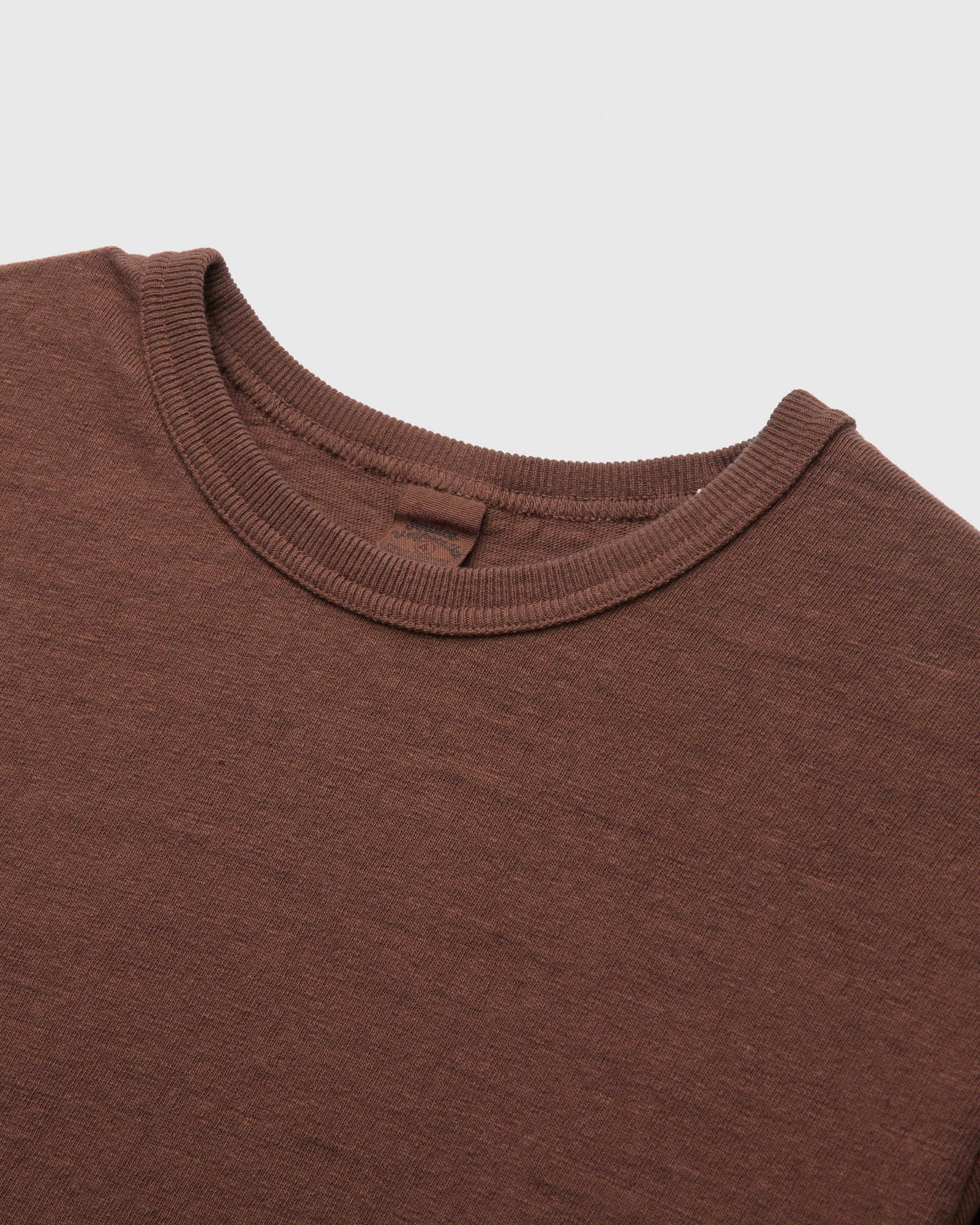 No. 8 Slub Nep Short Sleeve T-Shirt in Coffee - Image 3