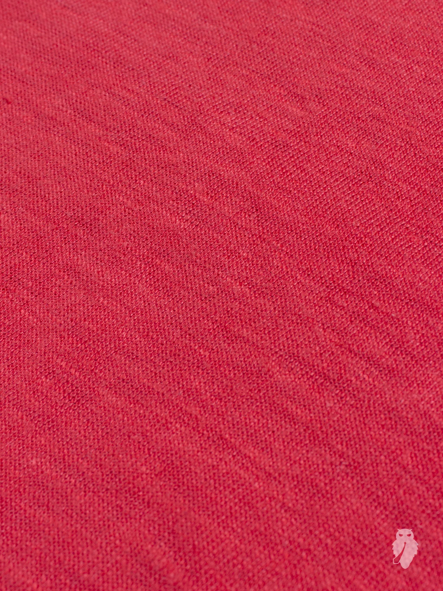 "Organic Linen" T-Shirt in Scarlet - Image 4