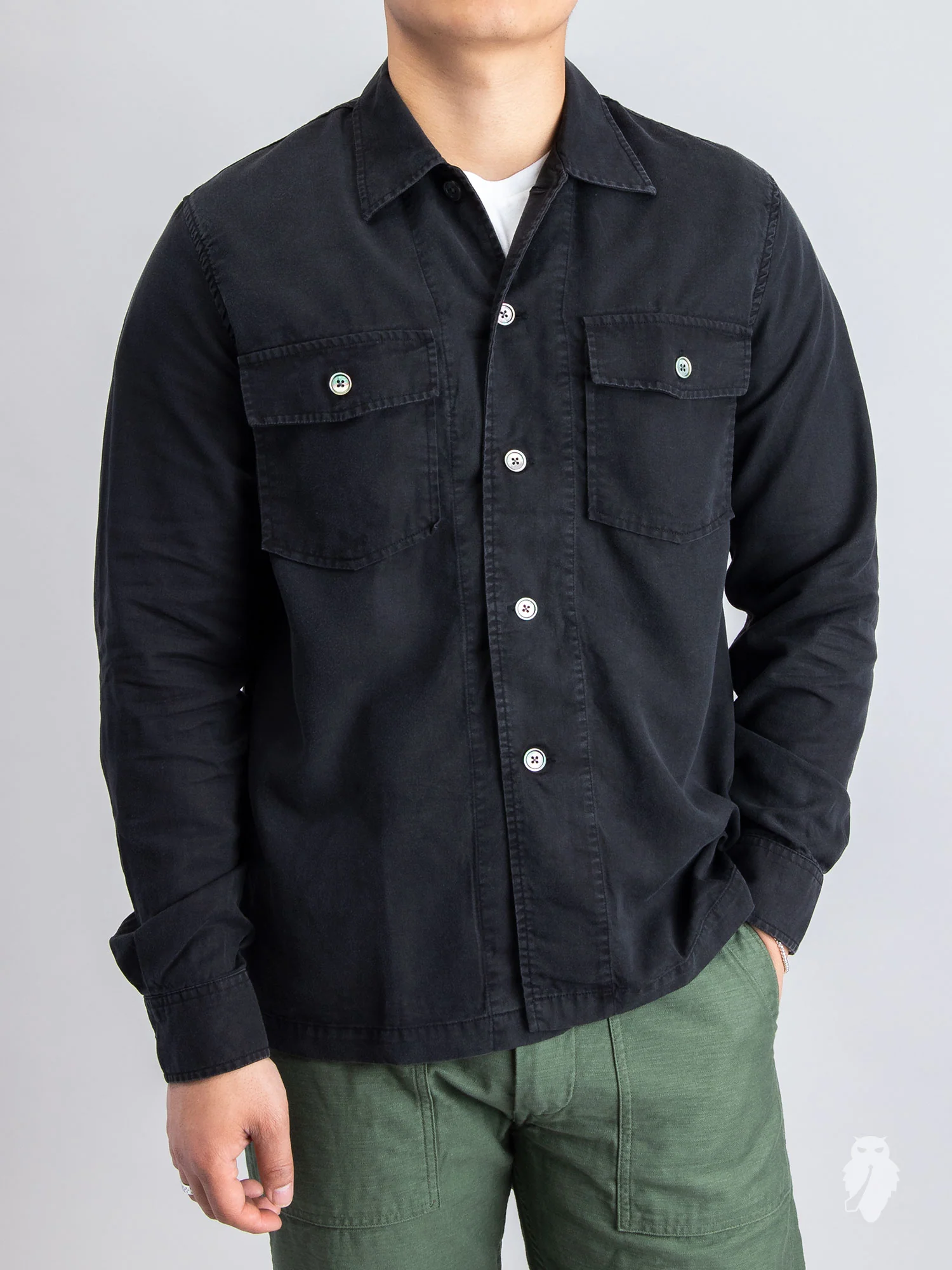 Chamois Shirt in Black - Image 2