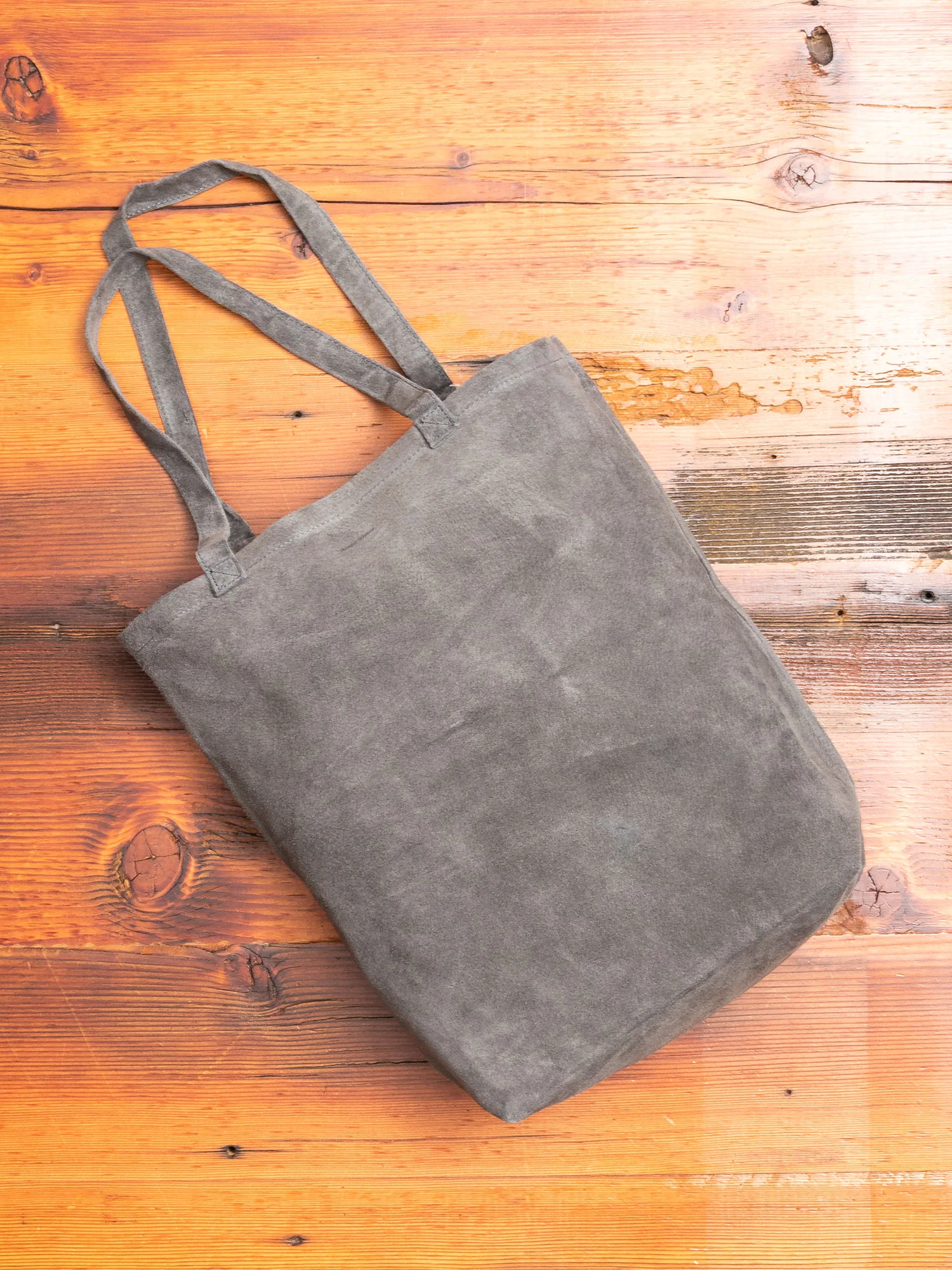 Pig Bag Medium in Dark Grey - Image 5