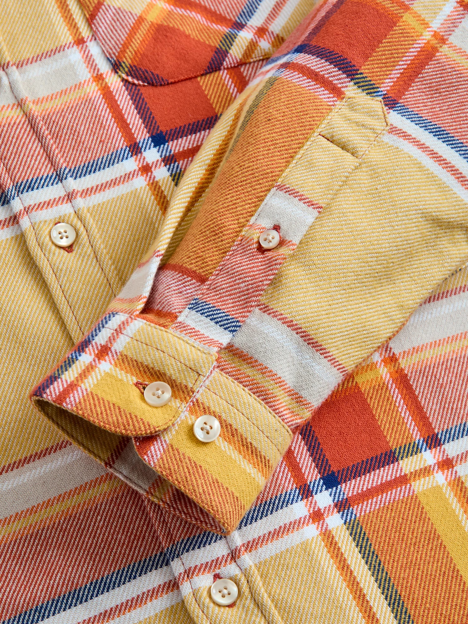Ramo Button-Up Shirt in Marigold - Image 4