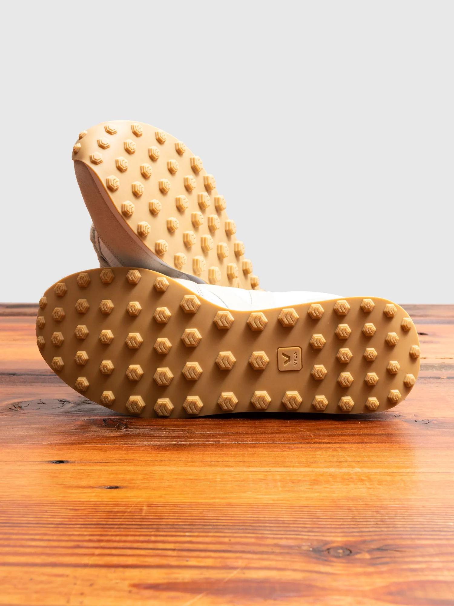 Rio Branco Sneaker in White Pierre Natural - Image 2