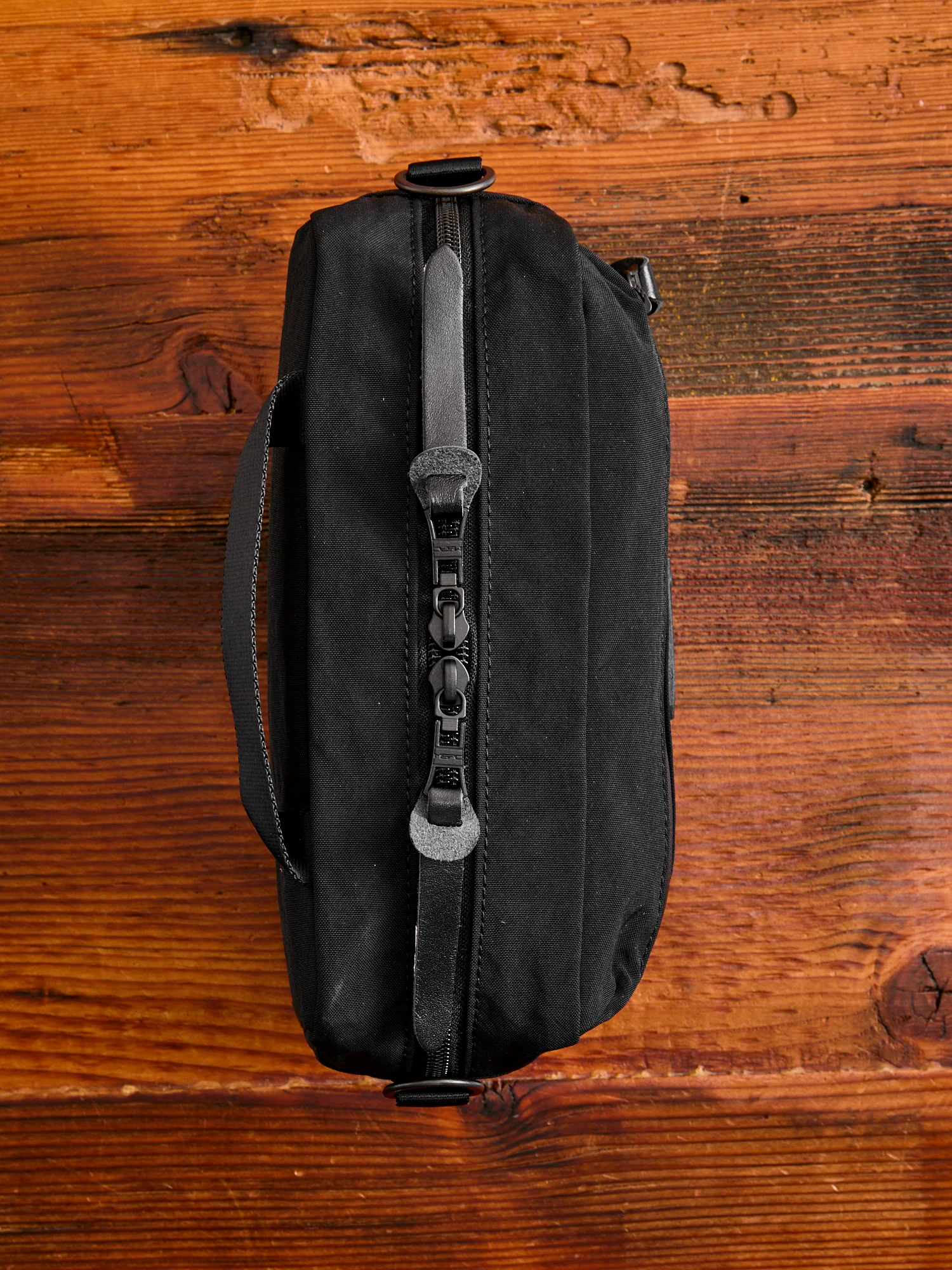 Root Mini Shoulder Bag in Black - Image 4