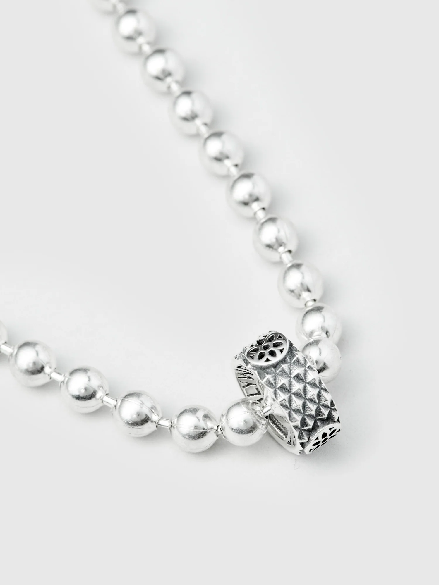 Rosette Rondel in Sterling Silver - Image 5