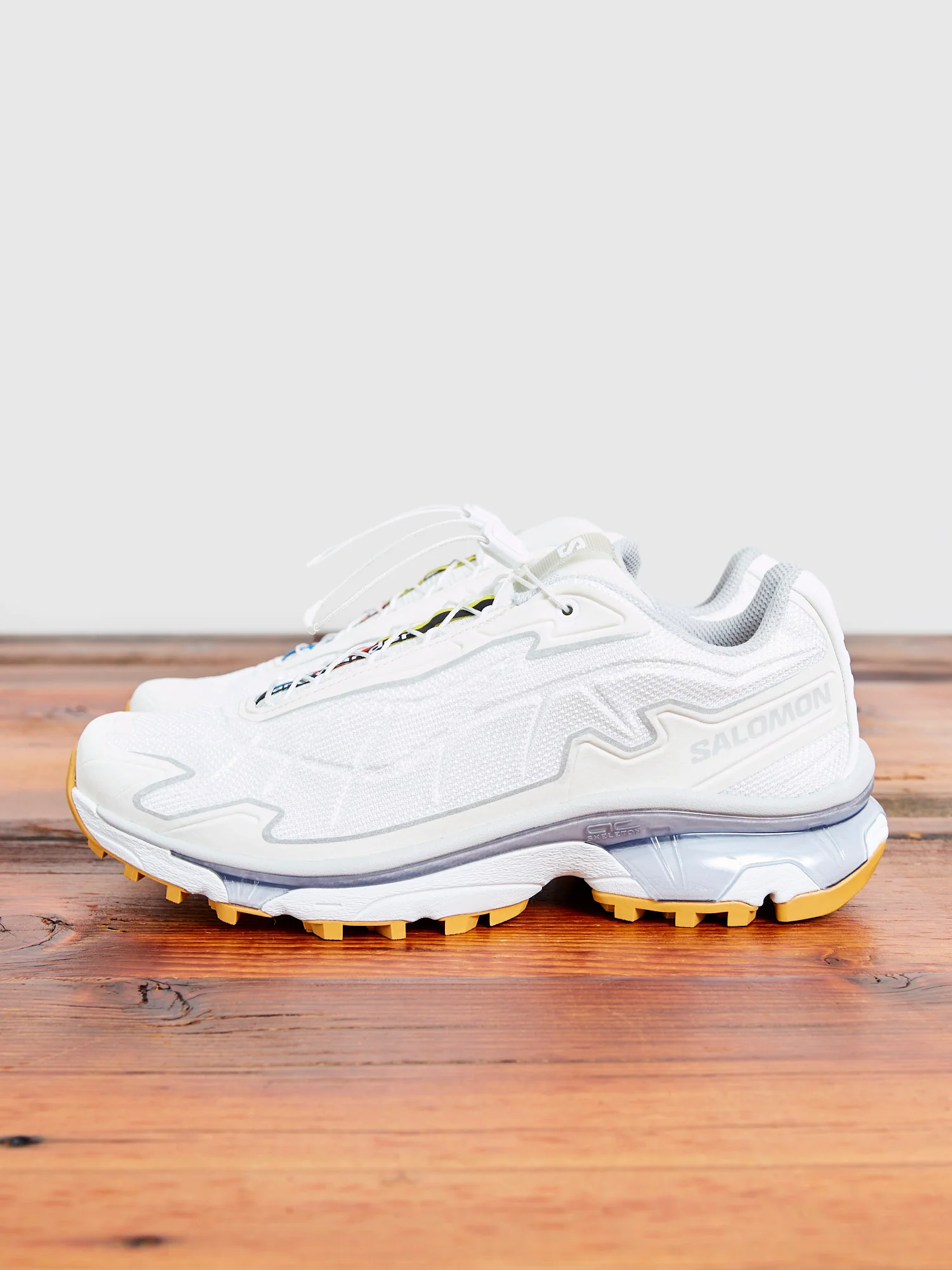 Salomon XT-Slate for and Wander in White - Image 5