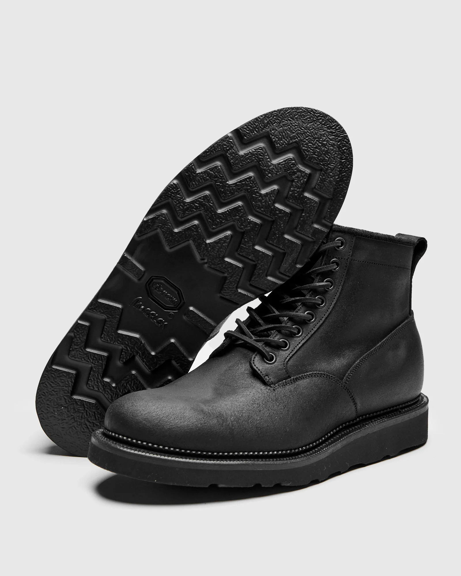Scout Boot 1035 in Black Waxy Commander - Image 2
