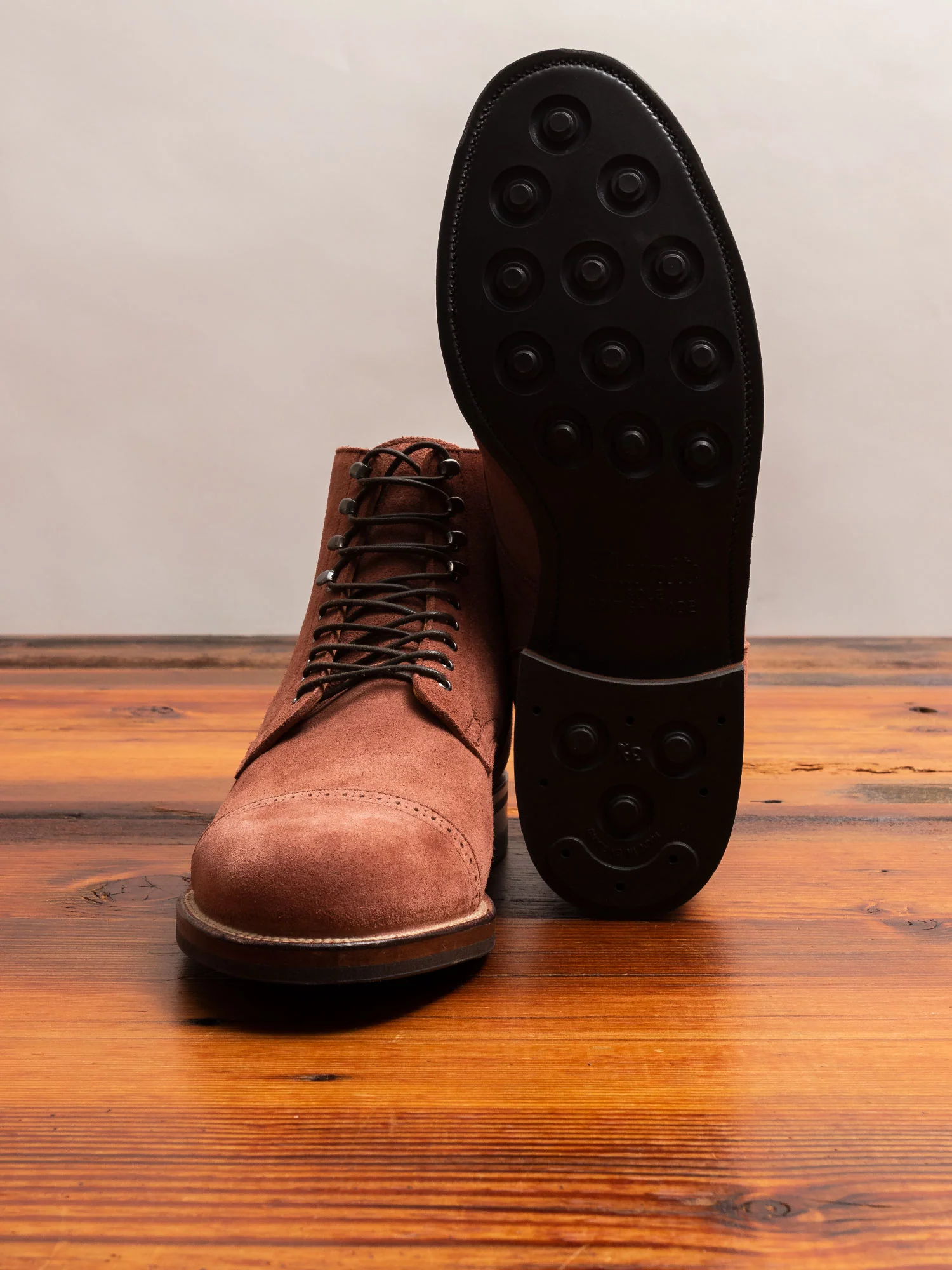 Service Boot 2030 in Sweet Potato Eco Veg Suede - Image 2