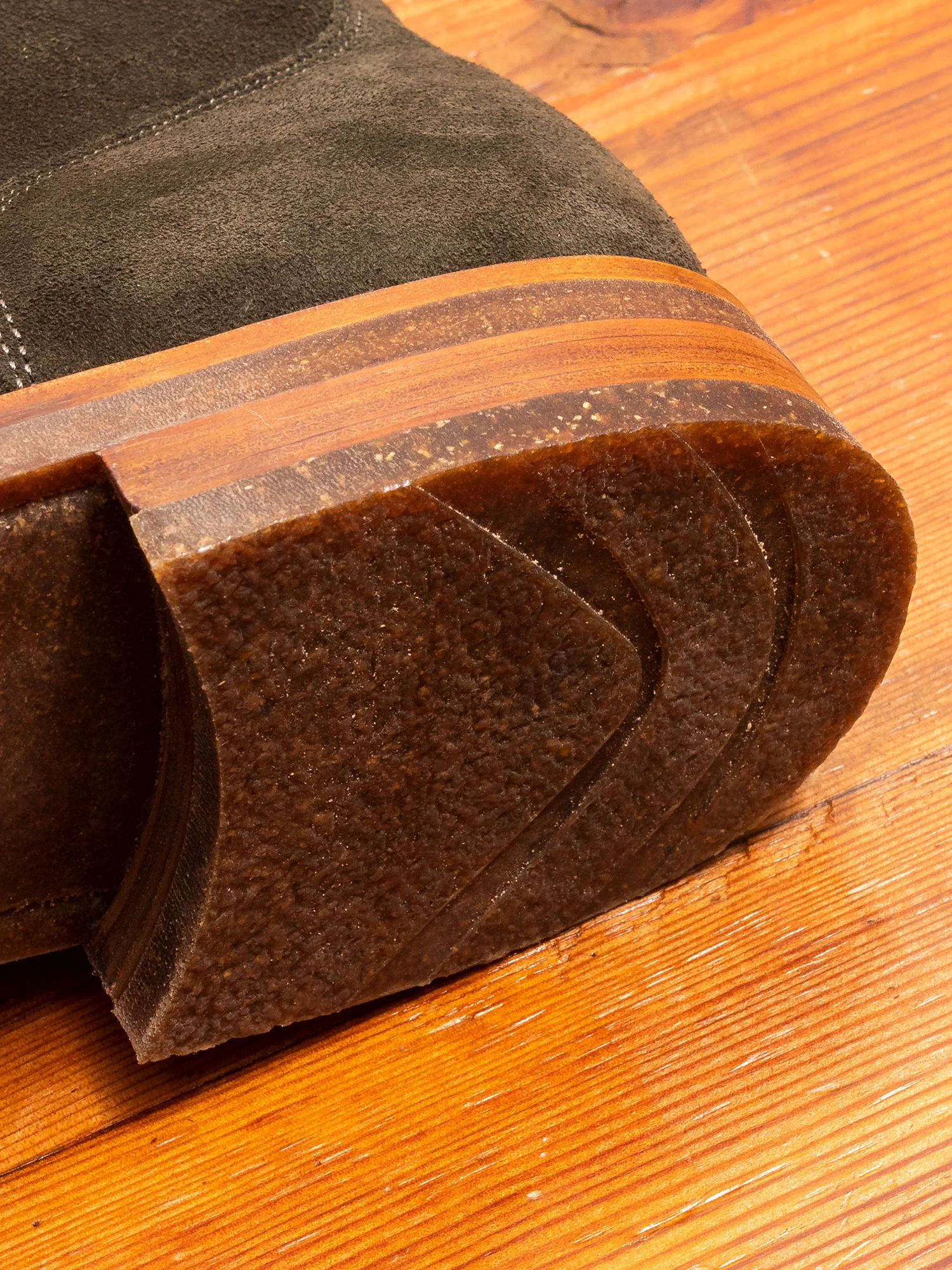 Service Boot 2030 Sawdust in Loden Green Janus Calf Suede - Image 8