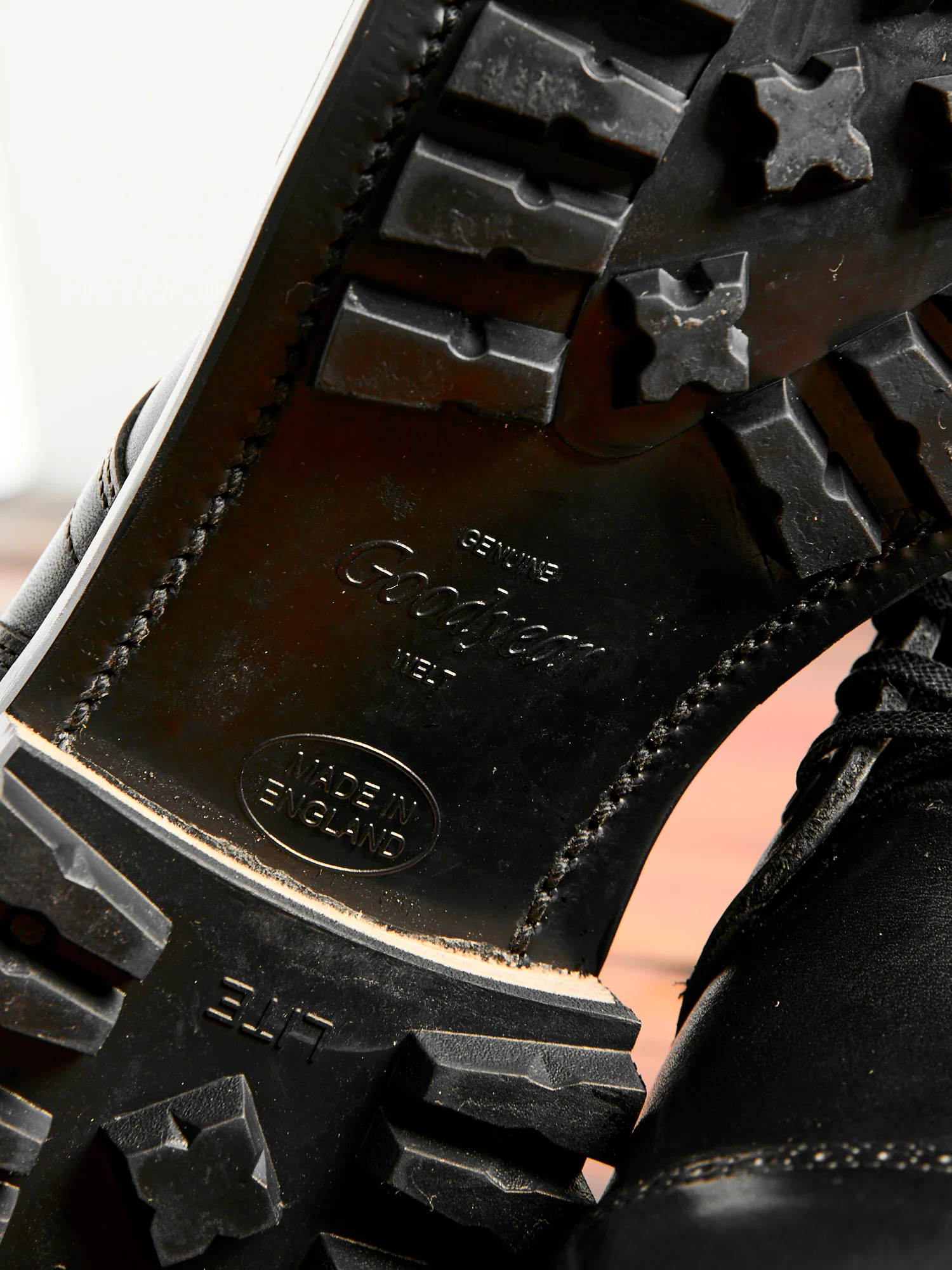 Service Boot BCT 2030 in Black Wooly Chromexcel - Image 8