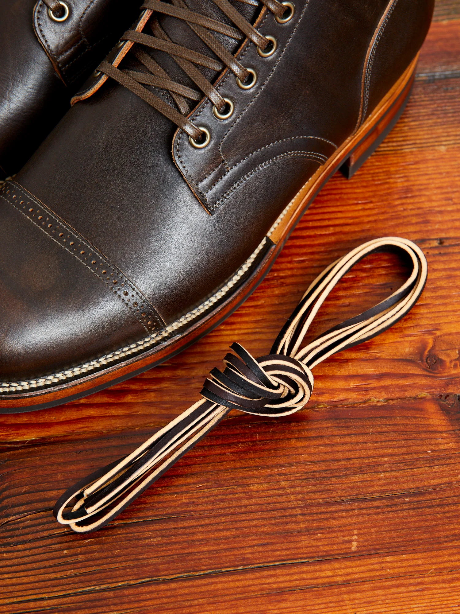 Service Boot Lined 2030 in Antique Phoenix - Image 10