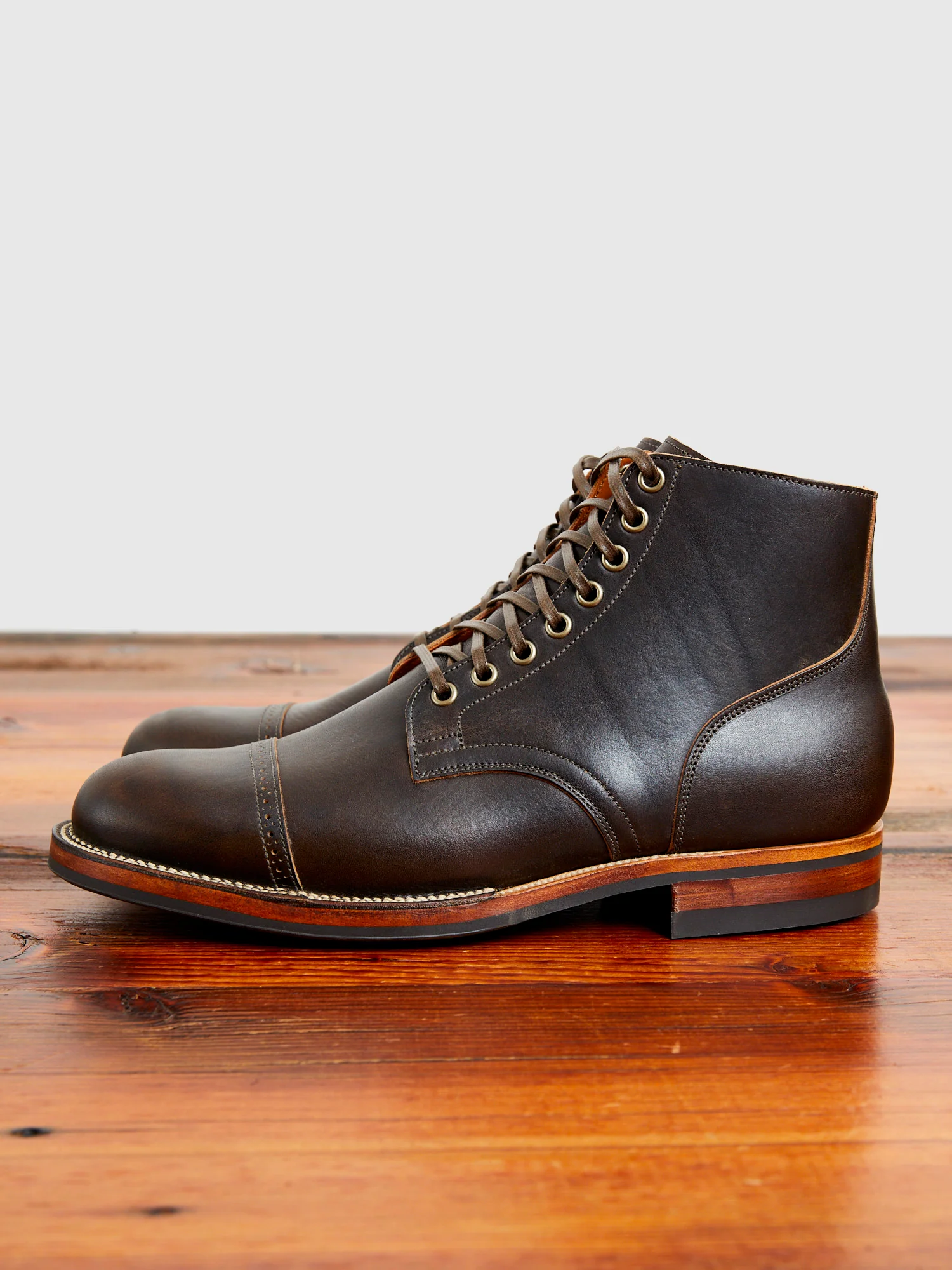 Service Boot Lined 2030 in Antique Phoenix - Image 3