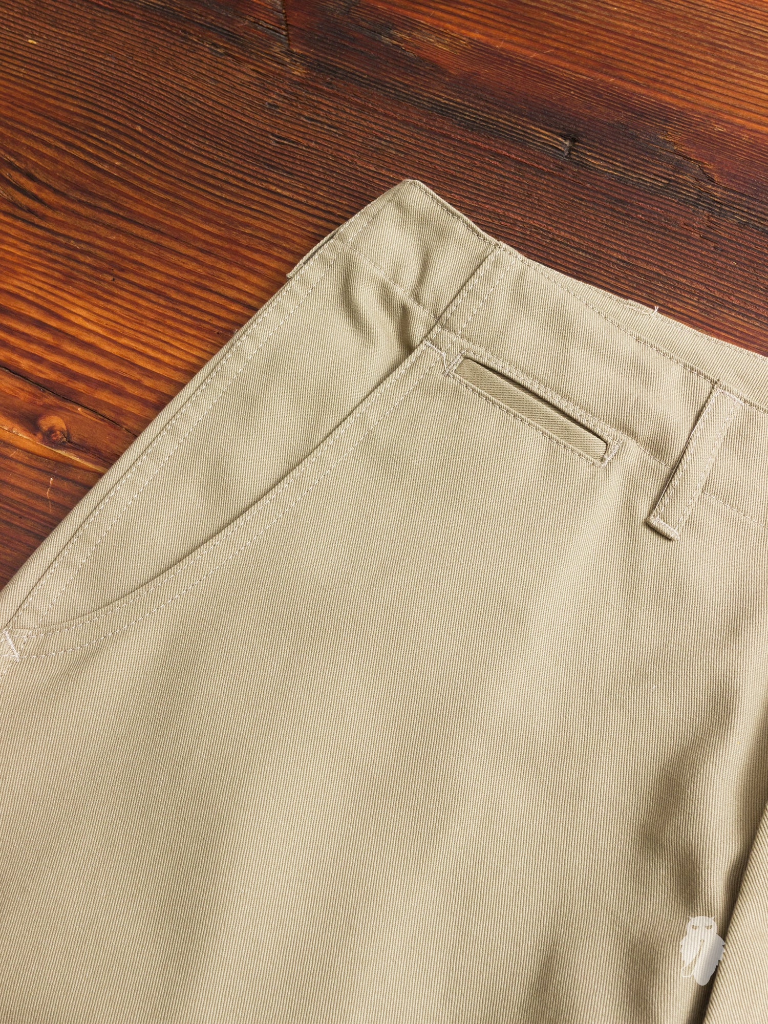 Service Chino in Khaki - Image 4