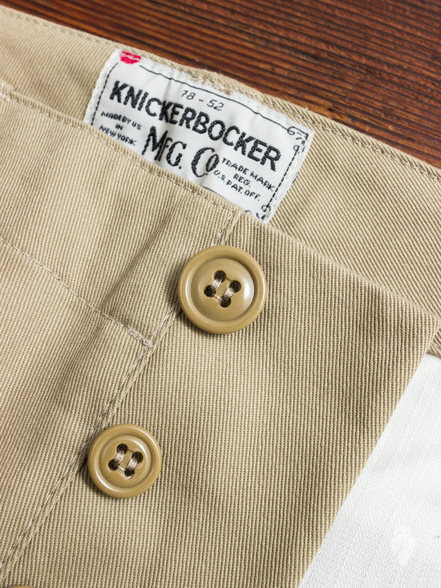Service Chino in Khaki - Image 6