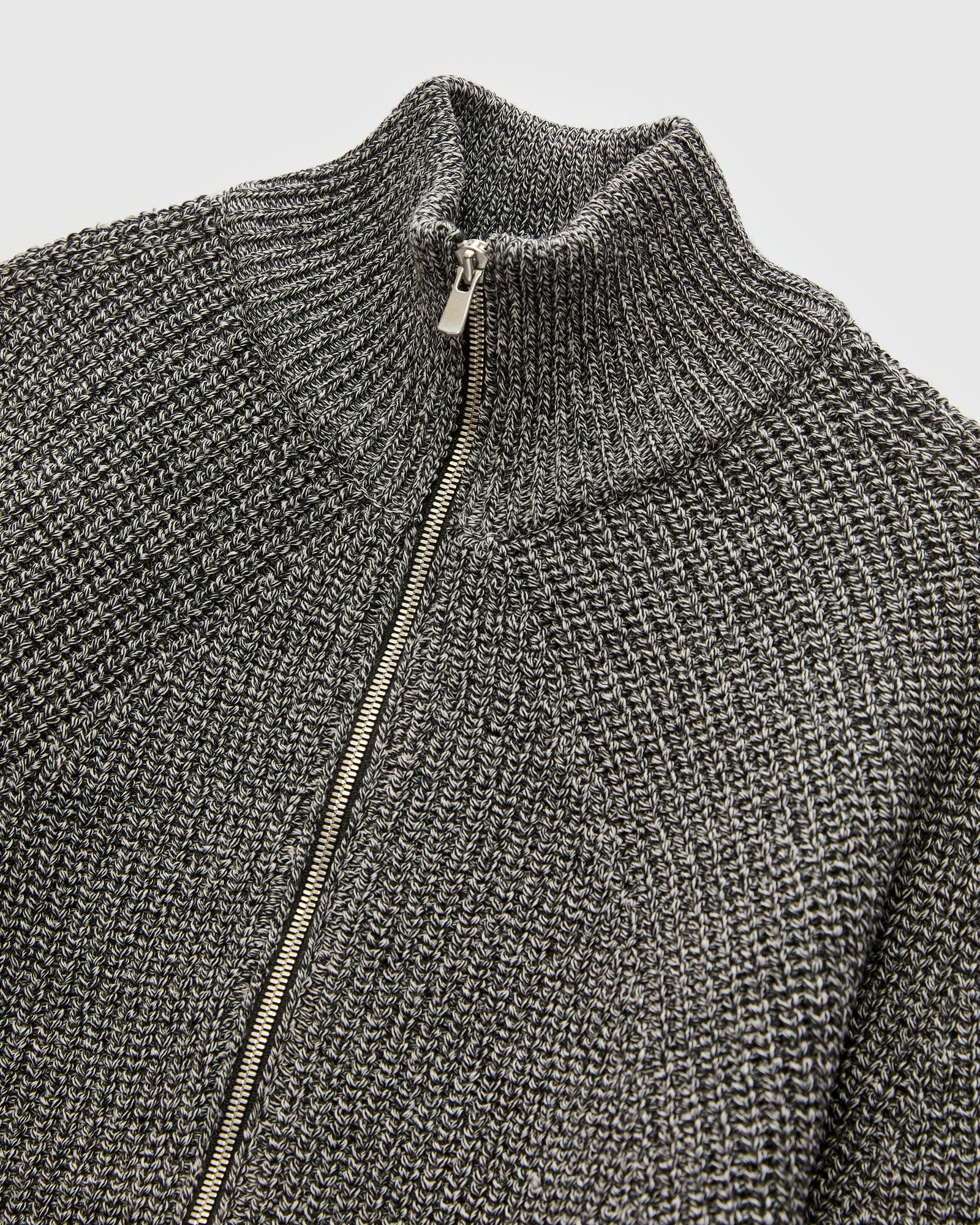 Signature Knit Wool Drivers Zip in Ivory/Black - Image 4