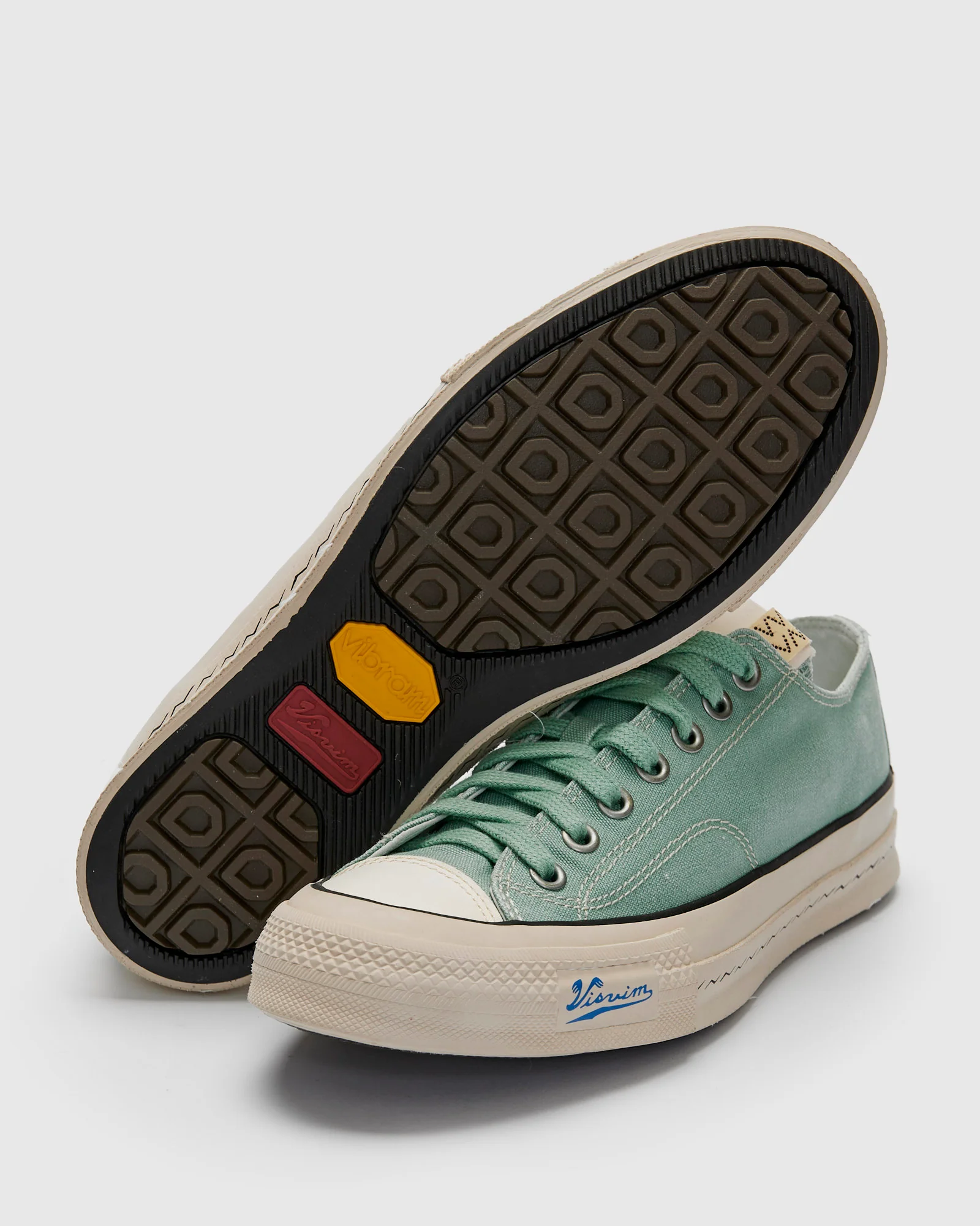 Skagway Lo in Light Green - Image 2