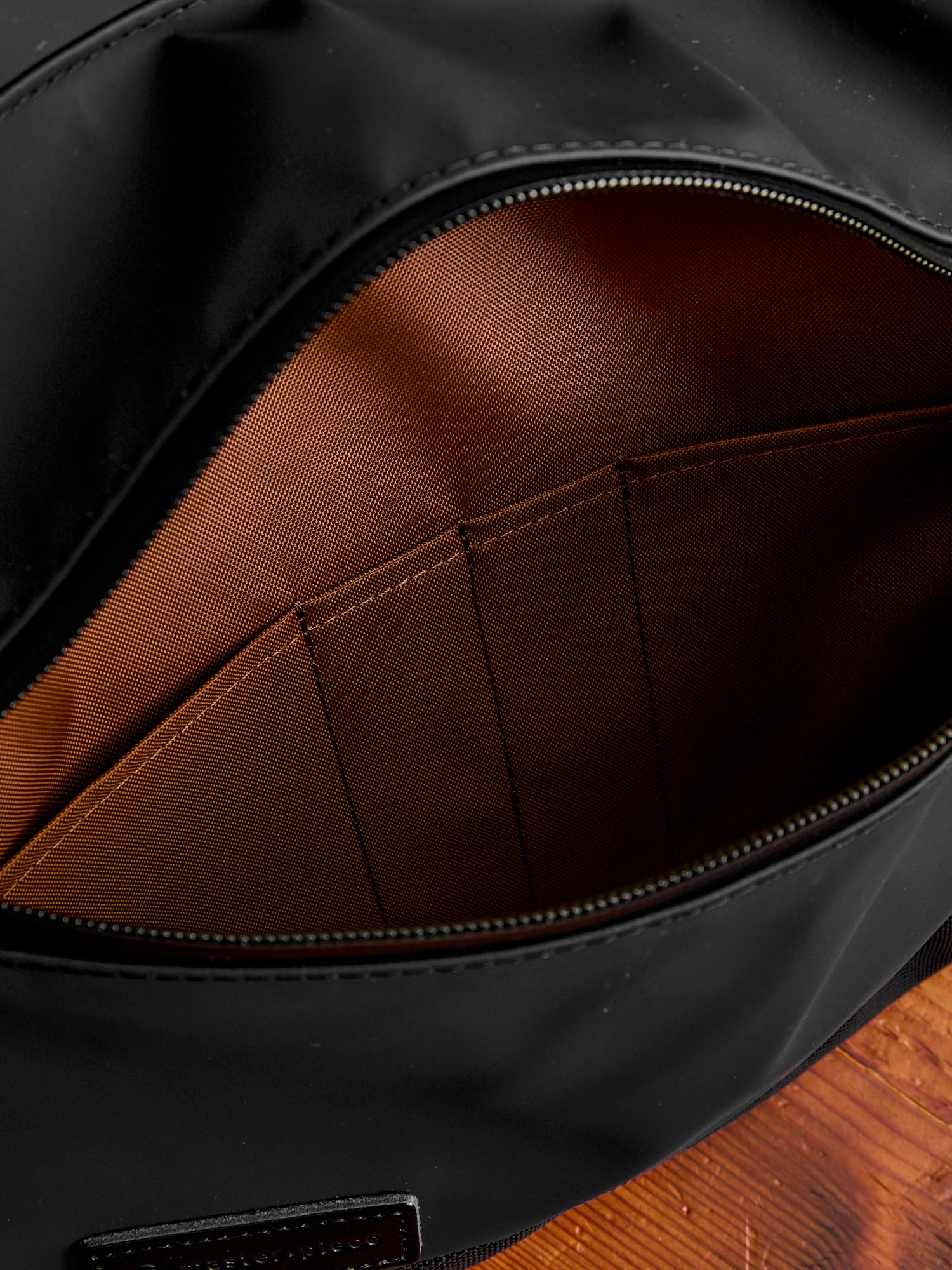 Slick Tote Bag in Black - Image 15