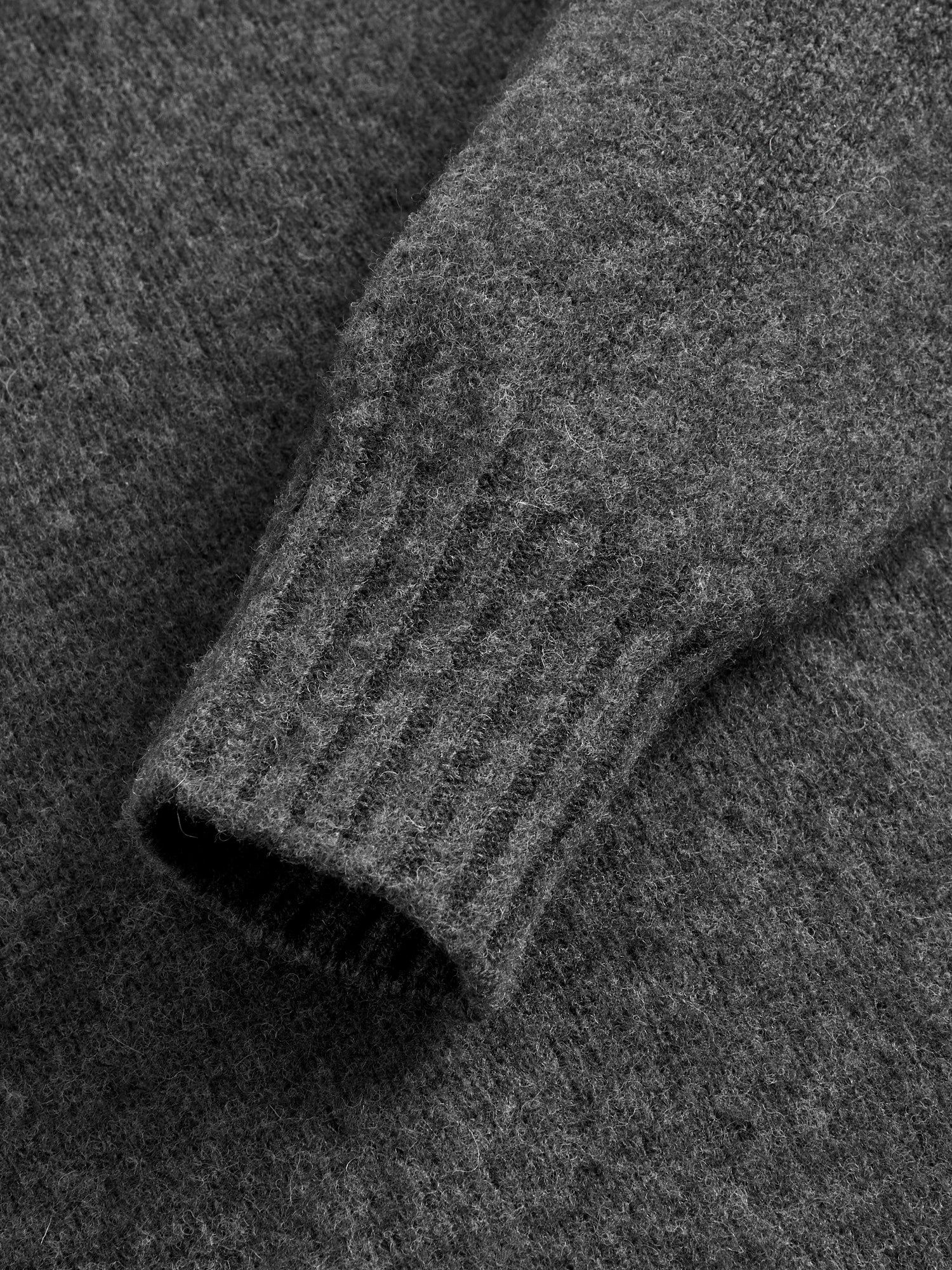 "Sylvester" Wool Turtleneck Sweater in Oxford - Image 5