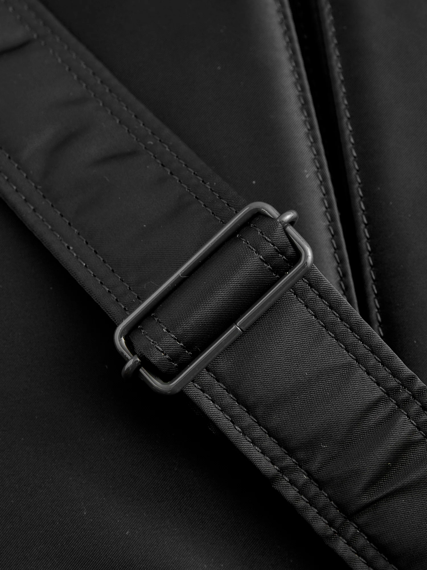"Tanker" 2-Way Briefcase in Black - Image 3