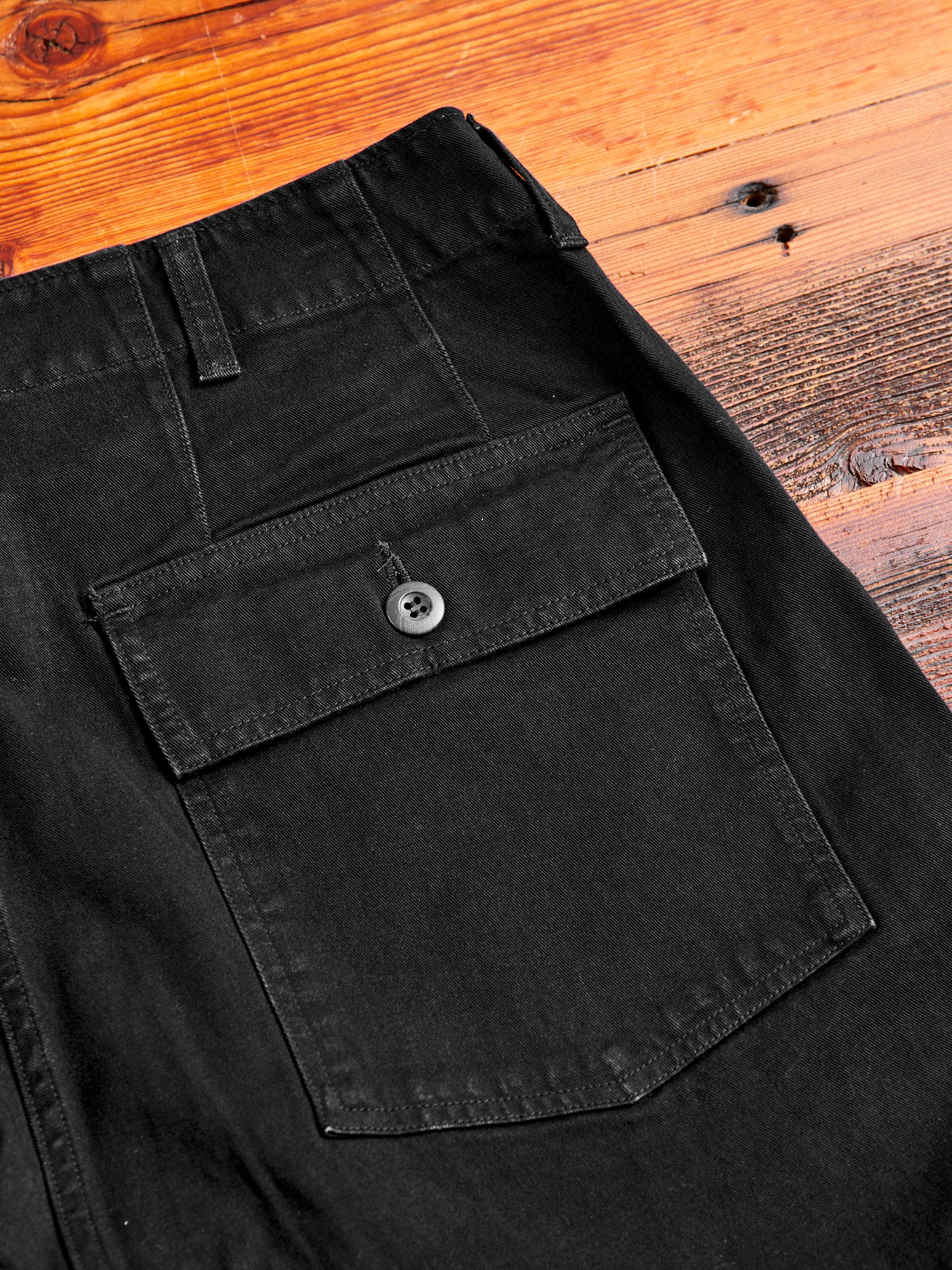 Tencel Twill Fatigue Pants in Black - Image 10