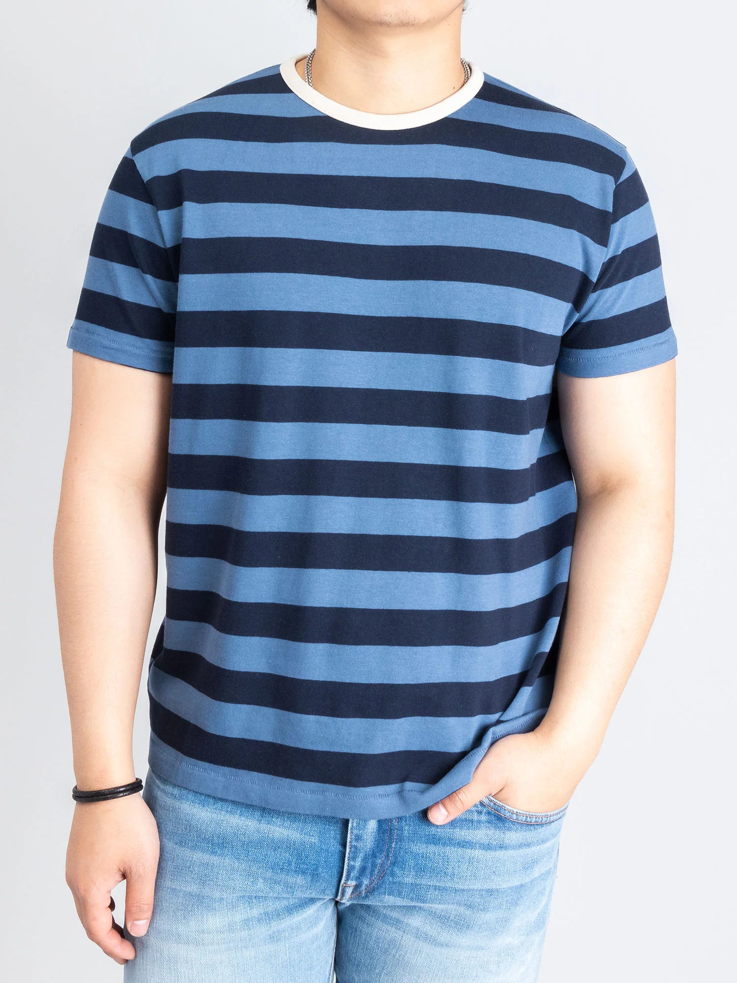 The Mojave T-Shirt in Navy - Image 2