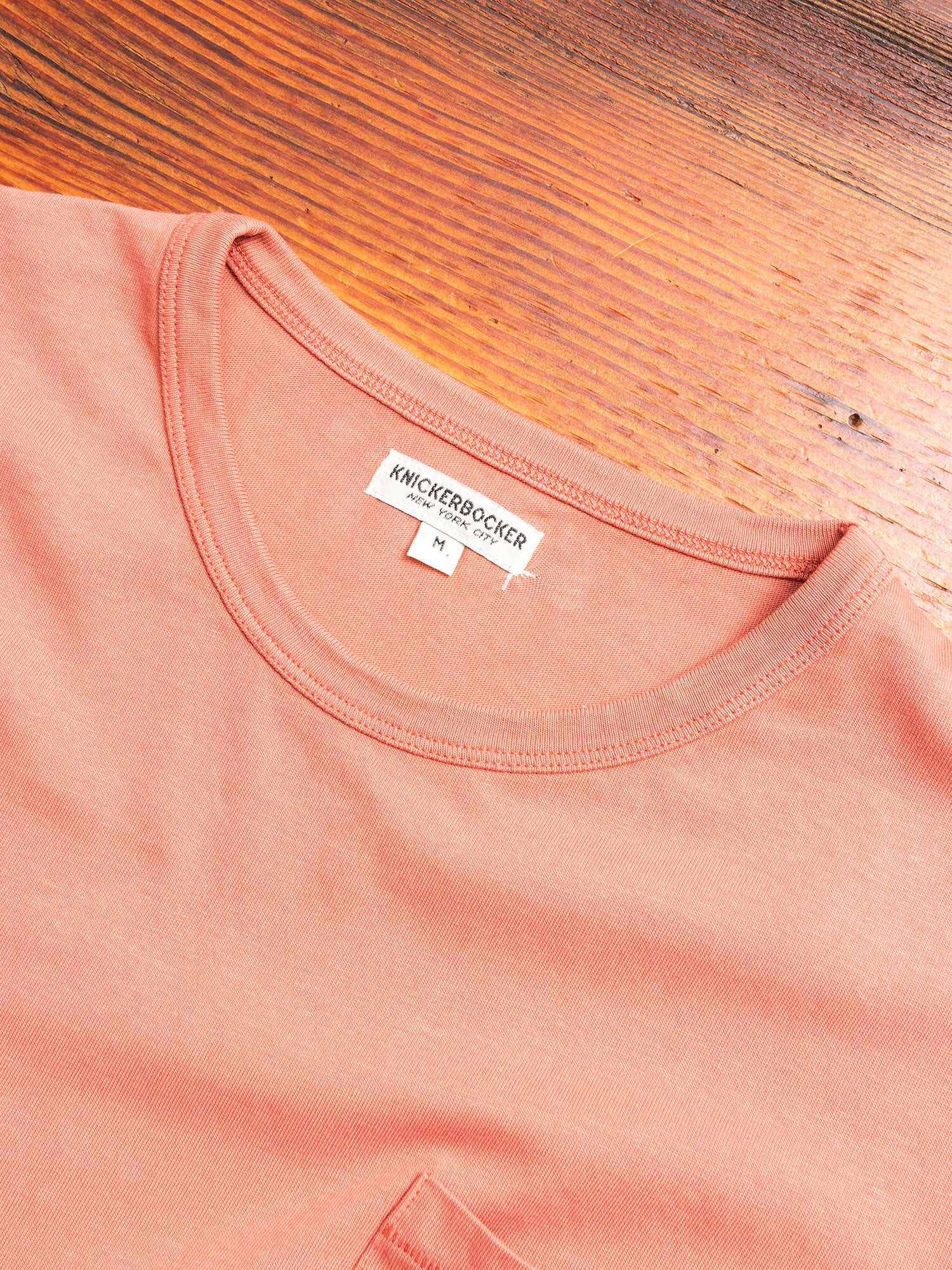 The Pocket T-Shirt in Brick - Image 2