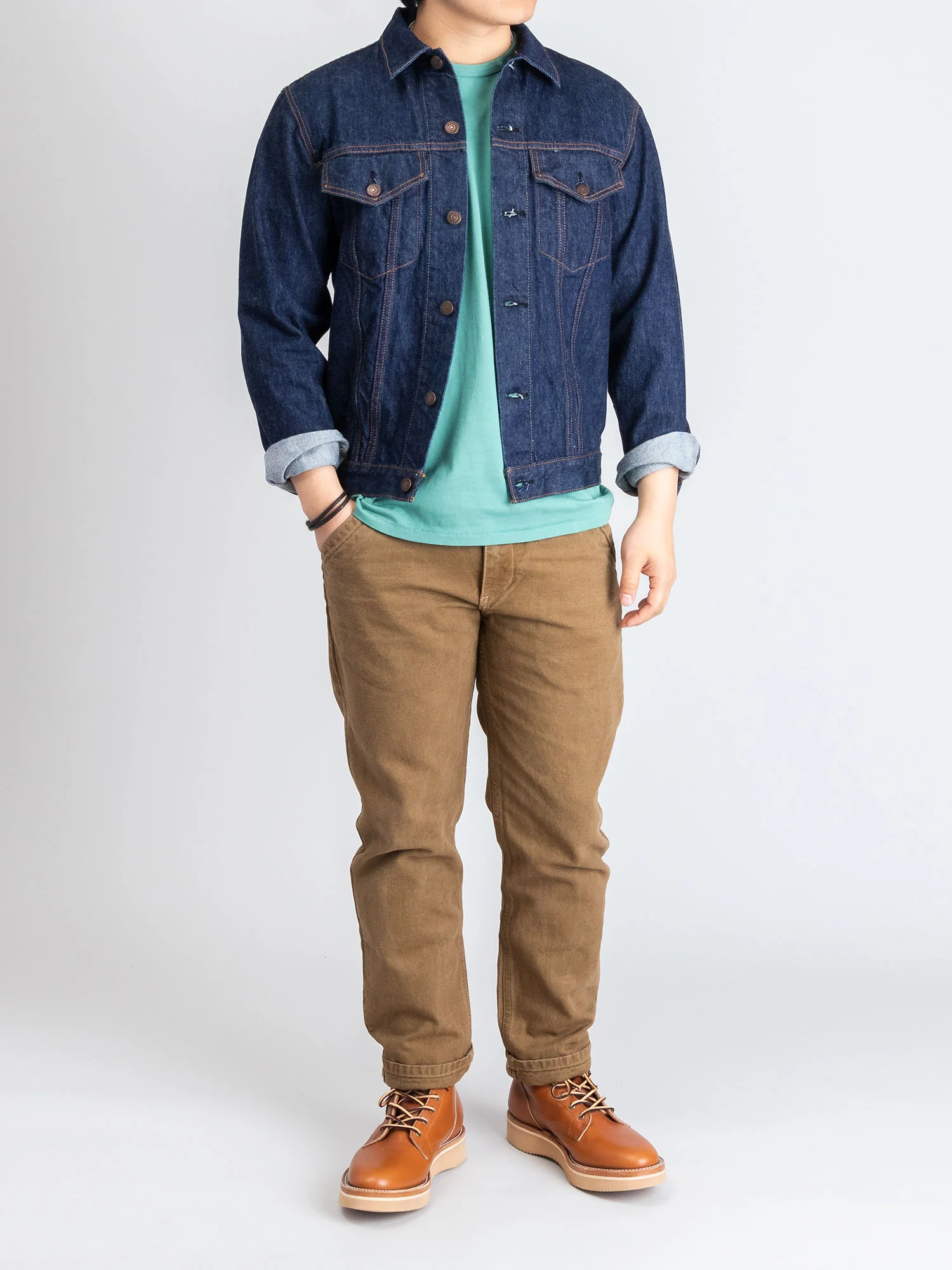 The Pocket T-Shirt in Forest - Image 7