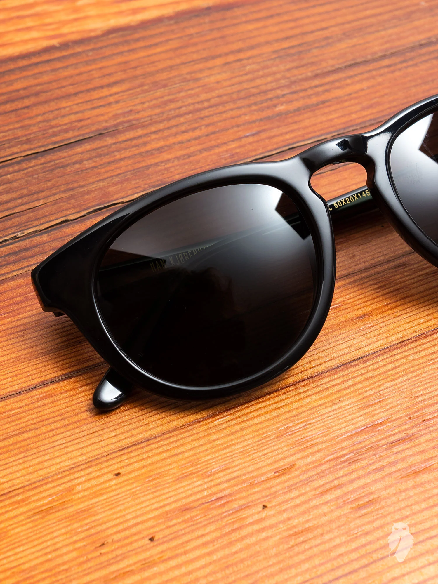 "Timeless" Sunglasses in Black - Image 2