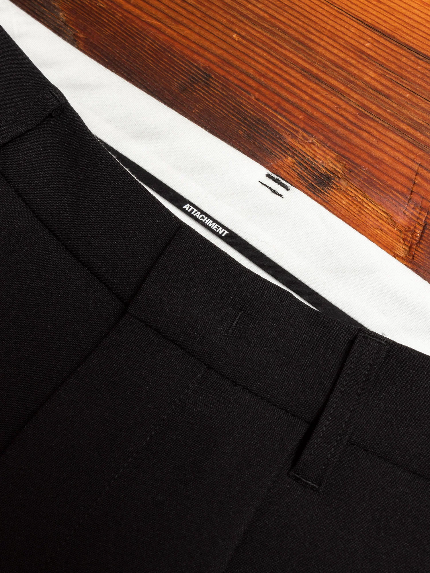 Tropical Suiting Pant in Black - Image 5
