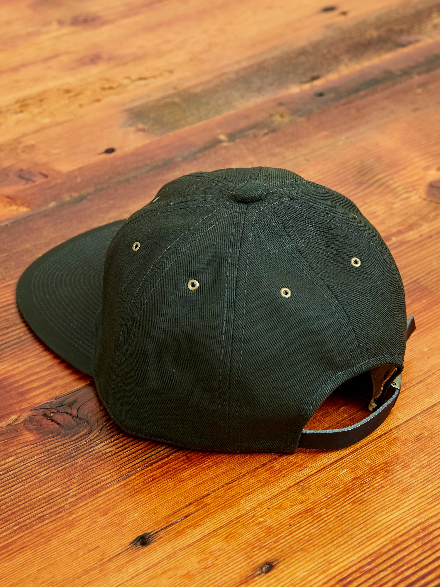 Twist Yarn Cap in Green - Image 2