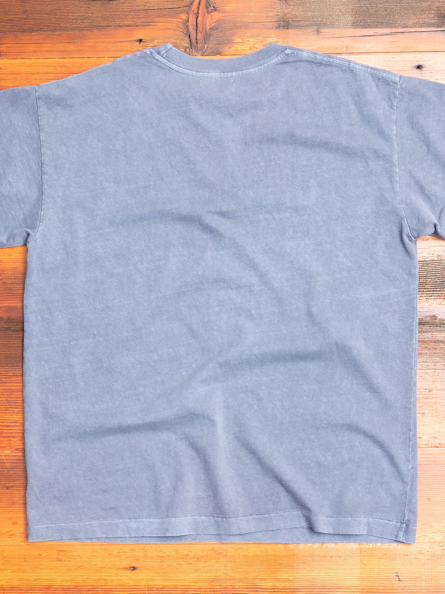 University T-Shirt in Flynt - Image 4
