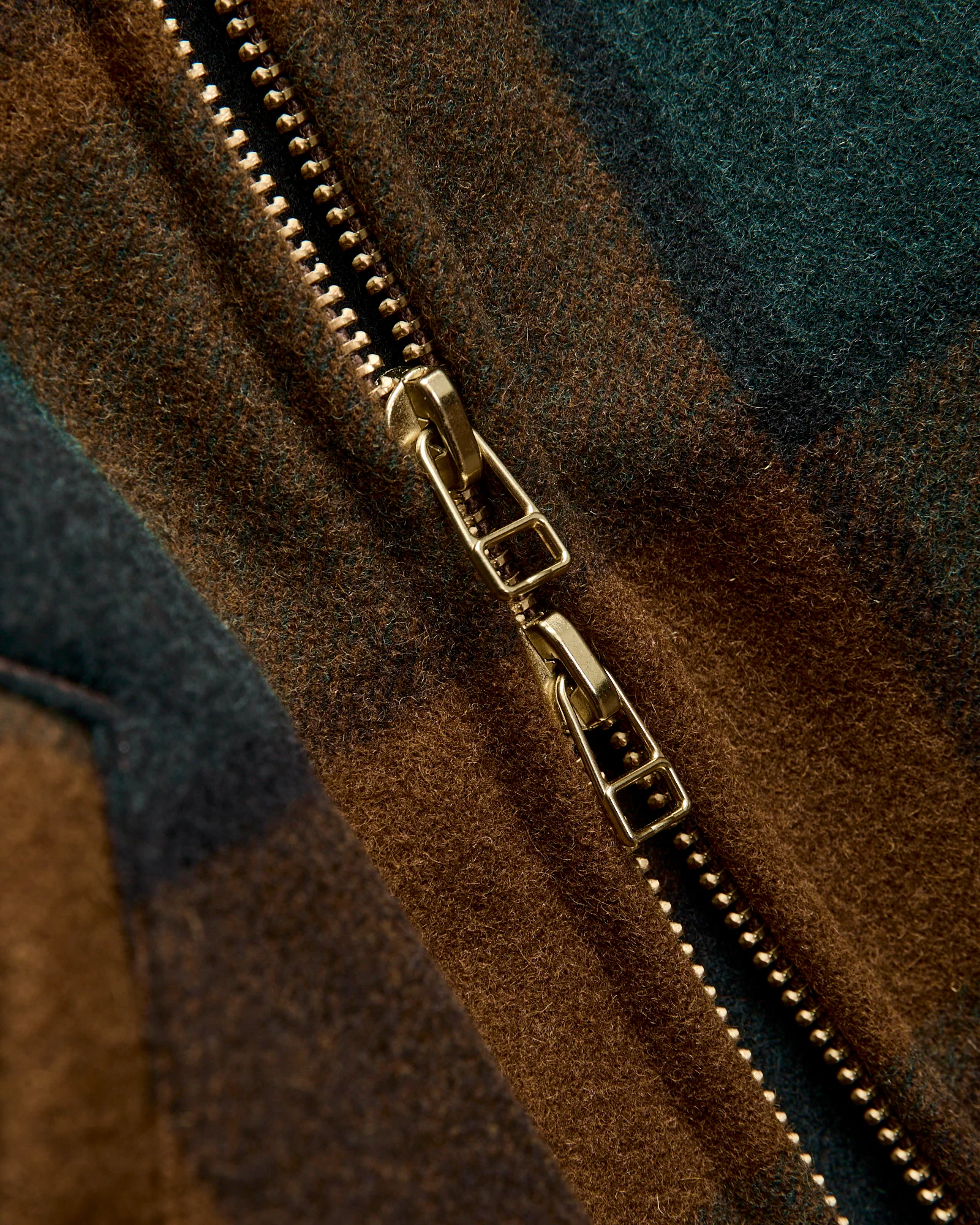 Weekender Jacket in Oregon Plaid - Image 7